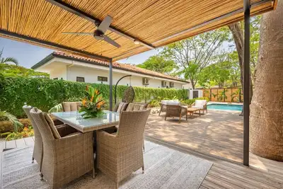 Image de Casa Mira Flores 5 min to Downtown Tamarindo!