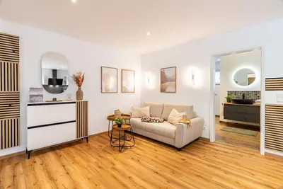 Image de Relaxing vacation home Waldharmonie in Kölpinsee with sauna, garden and balcony -