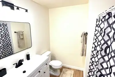 Image de 3-bedroom house in beautiful Grants with cool Ac breeze