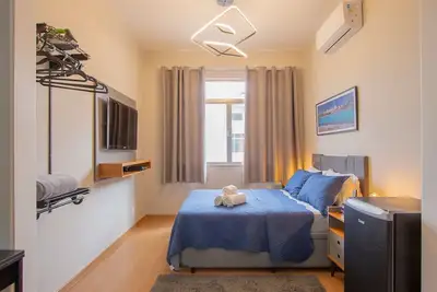 Image de Charming Studio with Side View of the Beach