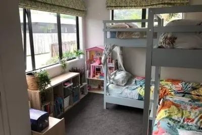 Image de Sun drenched 4 bed house, sleeps 10