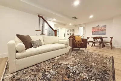 Image de Cozy 1-bedroom garden level apartment in Indianapolis, near Butler University