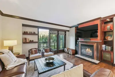 Image de Four-Bedroom · 4. 5 Bath · Resort View · Sleeps 10