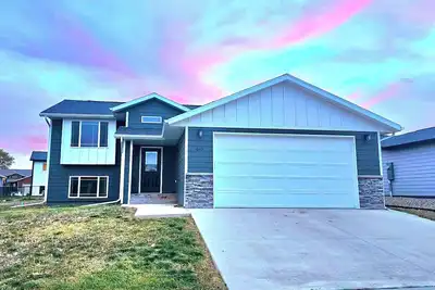 Image de Boutique Modern Home -- Peaceful Stay with Easy Commute to Rapid City Hospitals