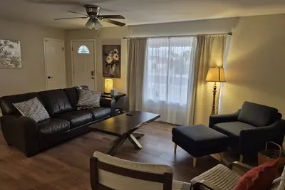 Image de Easy Days Getaway - 55+ Community with Country Club Access