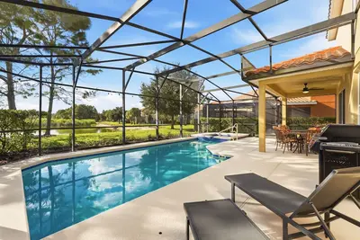 Image de Astonishing home 5bd/5ba privat pool, spa and grill