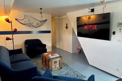 Image de Peniche entiere pour famille ou amis de maximum 15 personnes, terrasse, unique!