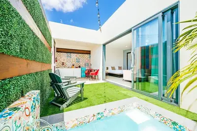 Image de 1 Bdrm Suite for Any Budget, Private In-Suite Plunge Pool, Near Eagle Beach