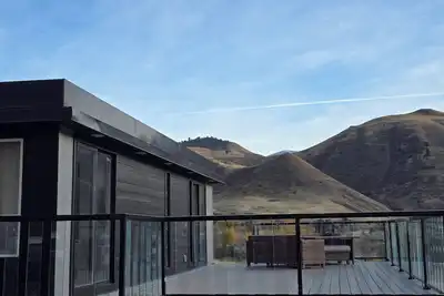 Image de Cozy tiny home, slate creek