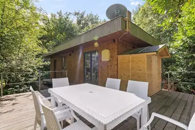 Image de Chalet with jacuzzi and sauna in unique location in nature. Quiet enjoyment.