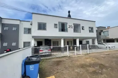 Image de Ground floor apartment with 2 bedrooms, complete on Ingleses beach.