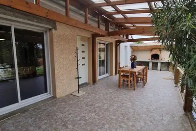 Image de GÎTE Des Bois maison de campagne avec terrasse couverte 🌳