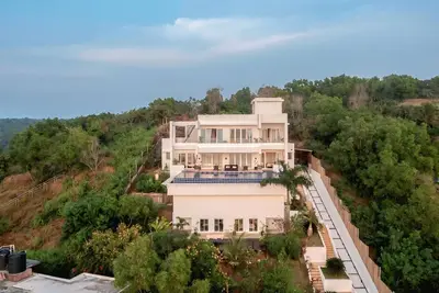 Image de 7bhk Seaview Villa w/ Infinity Pool & Ropeway Lift