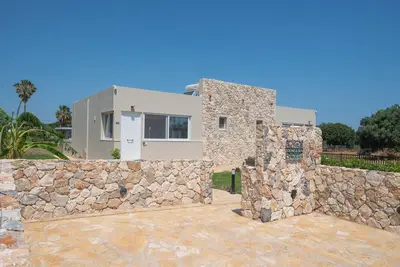 Image de Stone&Sea Oasis Cozy Stone House with Stunning Nature Views 10 min from Kos Town