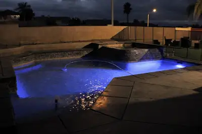 Image de Gorgeous 4-bedroom house with Pool\\Spa and movie room