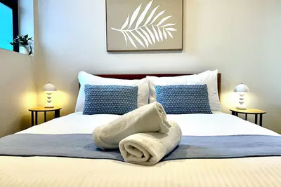 Image de Sunny apartment in Richmond with balcony