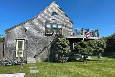 Image de Sweeping unobstructed views, family friendly, great value.