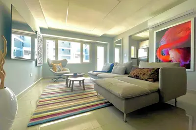 Image de Designer 3-bedroom apartment with Ac in vibrant San Juan