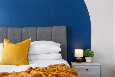 Image de Luxury 3br in Belmont with Private Garage + Sleep 6