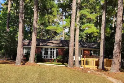 Image de Little Oasis:4br/2ba. Close to Downtown. handicap-friendly