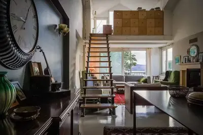 Image de Spacious Bohemian Triplex with 180° Sea Views