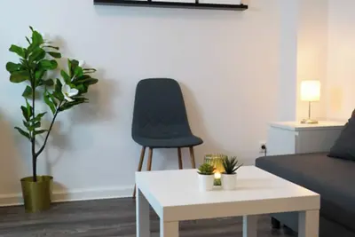 Image de Freshly modernized cosy city apartment