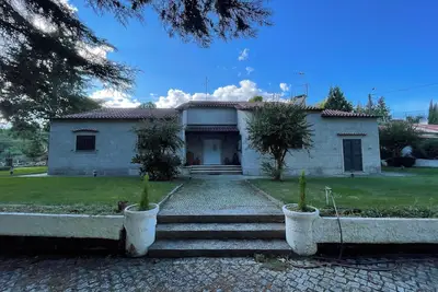 Image de Serene 4-bedroom house with Ac and Wifi in Chaves