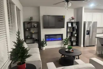 Image de 20% off New 4bd/3. 5ba 2car Grg T. Home Plano Pl088