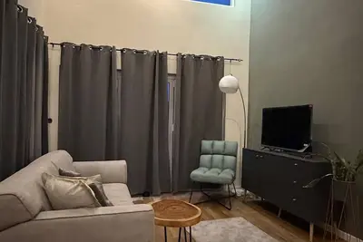 Image de Stylish 2-bedroom retreat near Janthiel