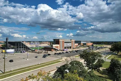 Image de The Texan Sideline - Directly across from Memorial Stadium