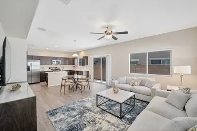 Image de Spacious 3br/Loft house in marvelous Northwest Tucson with 2 car garage