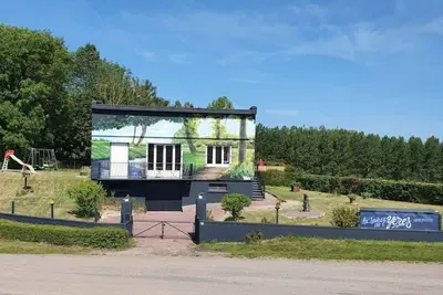 Image de Gite de la source de l yeres 6 et 10 personnes