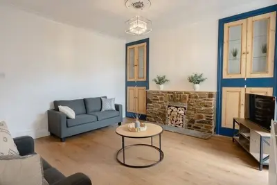 Image de 4-Bedroom Coastal Getaway in Pembroke Dock