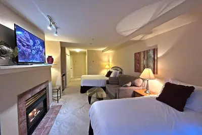 Image de Cozy Family Studio | Golf Course View & Bbq (202b)