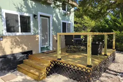 Image de Tiny home in Van Alstyne with easy access to Hwy 75 and exceptional privacy.