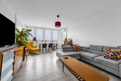 Image de Warsaw Stadium - 7th Floor, Balcony - by Rentujemy