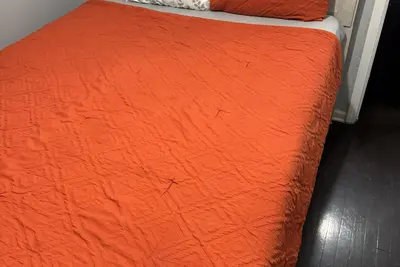 Image de Wonderful 4-bedroom house with Ac in charming Chicago