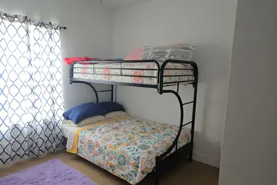 Image de Cozy 2-bedroom apartment in welcoming Elkins with Ac