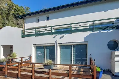 Image de Maison avec piscine interieure