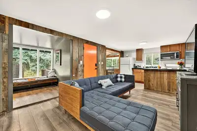 Image de Rustic Modern Cabin on Bear Creek | Near Red Rocks