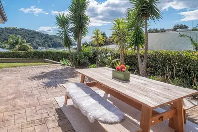 Image de The Mooring - Executive 4- Bedroom Home with Stunning Mangōnui Harbour Views