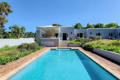 Image de Elegant Bel Ombre Villa with Pool & Garden