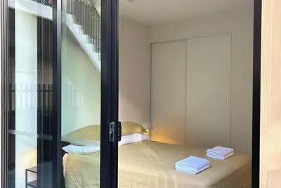 Image de Modern 2 Bed, courtyard apartment near city