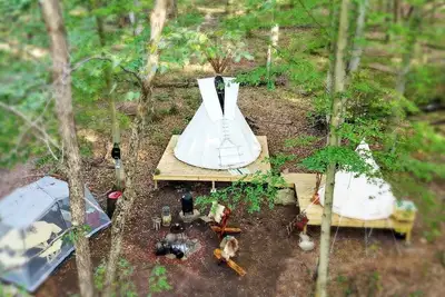 Image de Stunning Authentic Tipi with Incredible Amenities for an Amazing Glamping Getaway near Fresno, Ohio