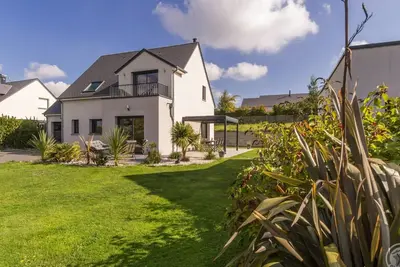 Image de Maison confortable pour 8 pers. avec jardin privé à Montmartin-sur-Mer