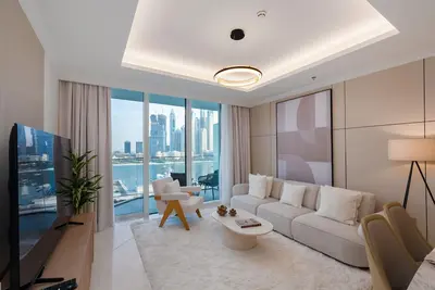 Exquisite 2br | Private Beach Access | Near Marina & Jbr