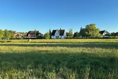 Image de Reethaus Arkonablick - Villa by the sea with fenced garden. Dogs welcome.
