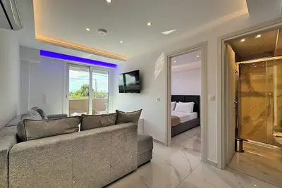 Image de Deluxe One-Bedroom Suite No. 13 By Sdr.