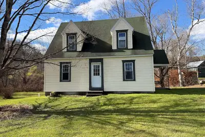 Image de Cottage Retreat w Heated Saltwater Pool – 2 Miles to Cooperstown Dreams Park!