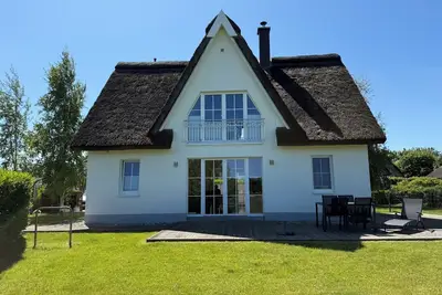 Image de Arkonablick Og Apartment in 2-family house, first row to the sea. Dogs are allowed.